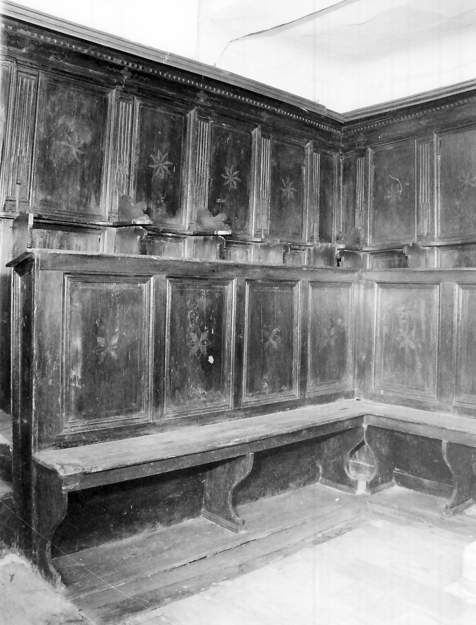 stalli del coro, serie - bottega calabrese (sec. XVIII)