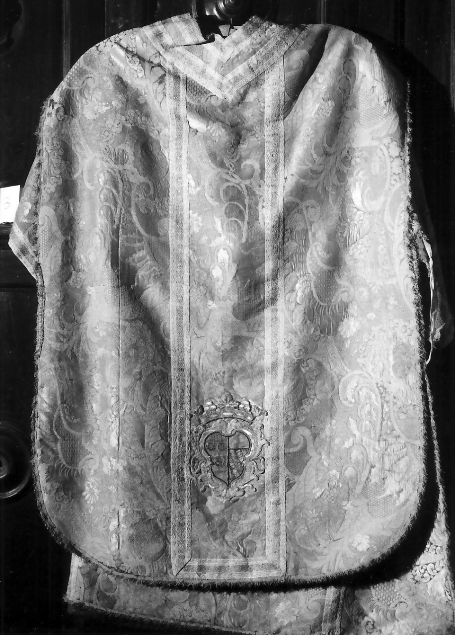 paramento liturgico - manifattura napoletana (sec. XVII)