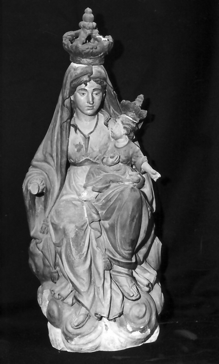 Madonna con Bambino (statuetta devozionale, opera isolata) - bottega calabrese (sec. XIX)