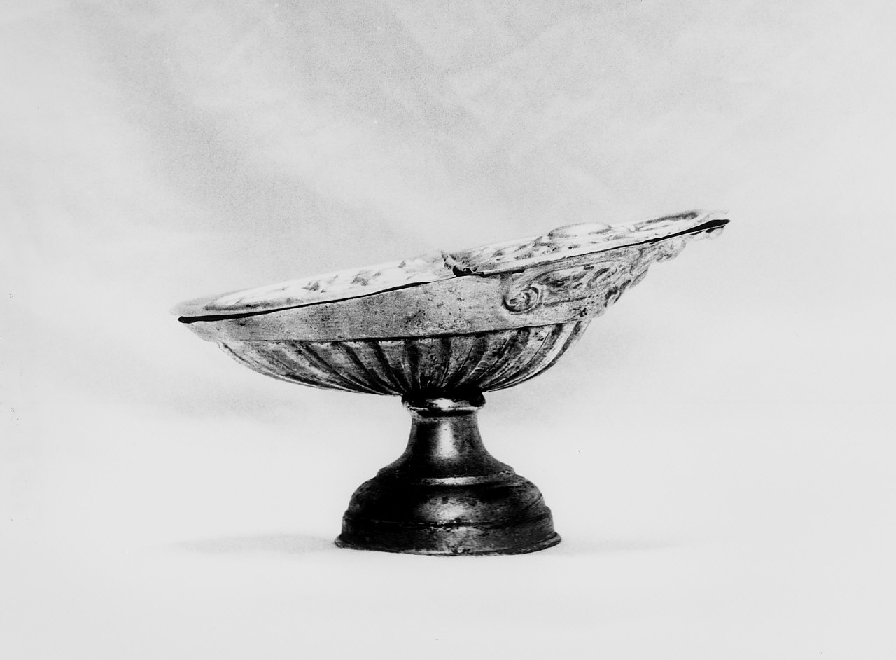 navicella portaincenso - a galeone, opera isolata - bottega Italia meridionale (sec. XIX)