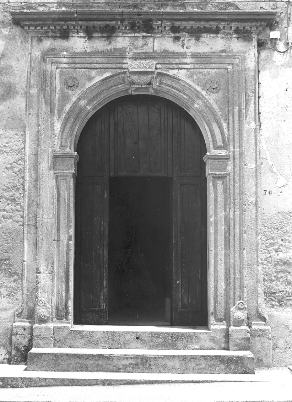 portale - bottega calabrese (sec. XIX)