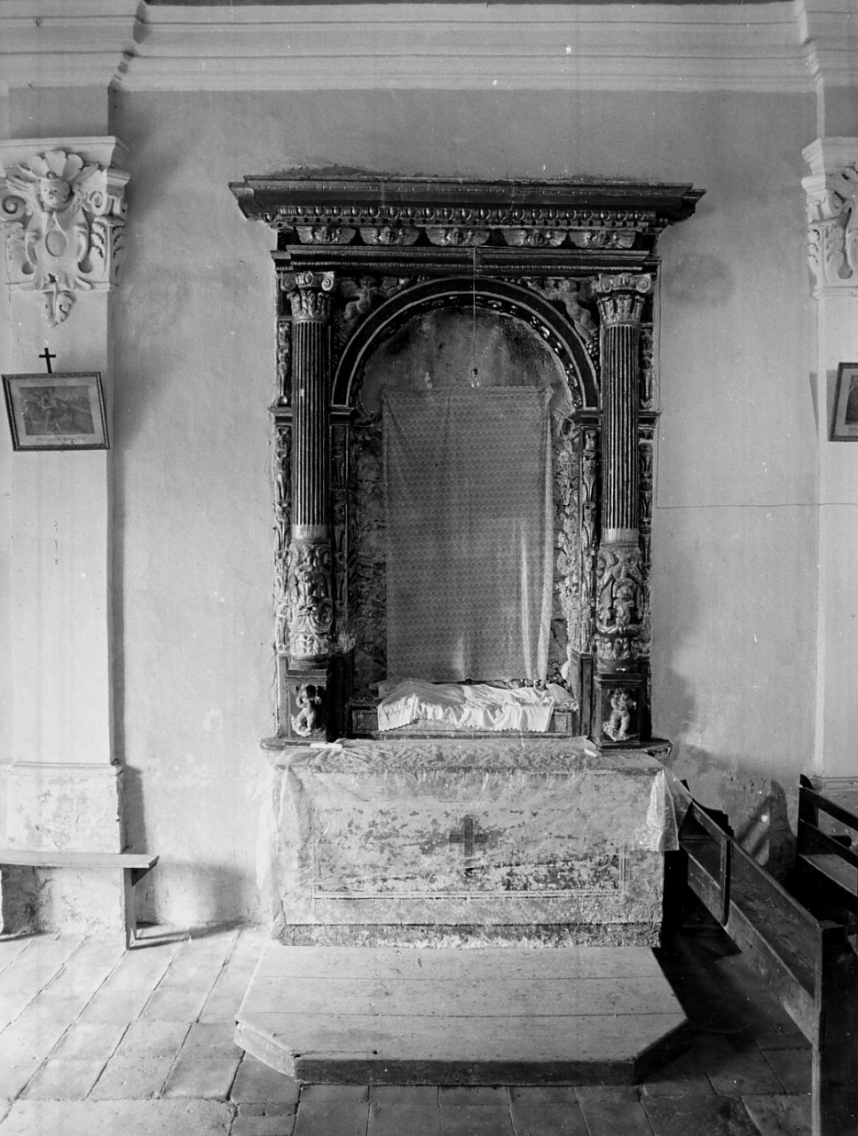 altare - a edicola - bottega calabrese (sec. XVI)