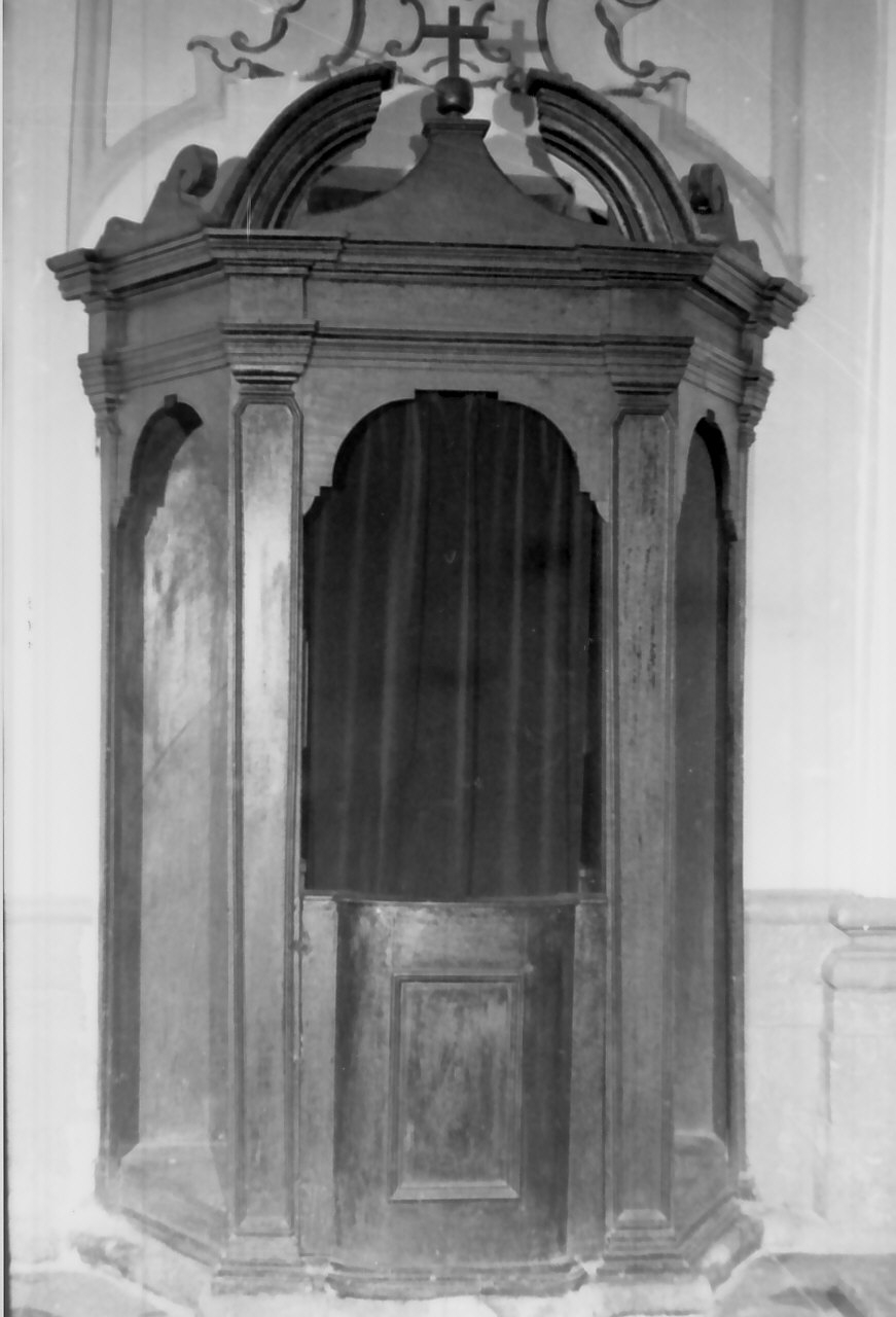 confessionale, opera isolata - bottega Italia meridionale (fine/inizio secc. XVIII/ XIX)