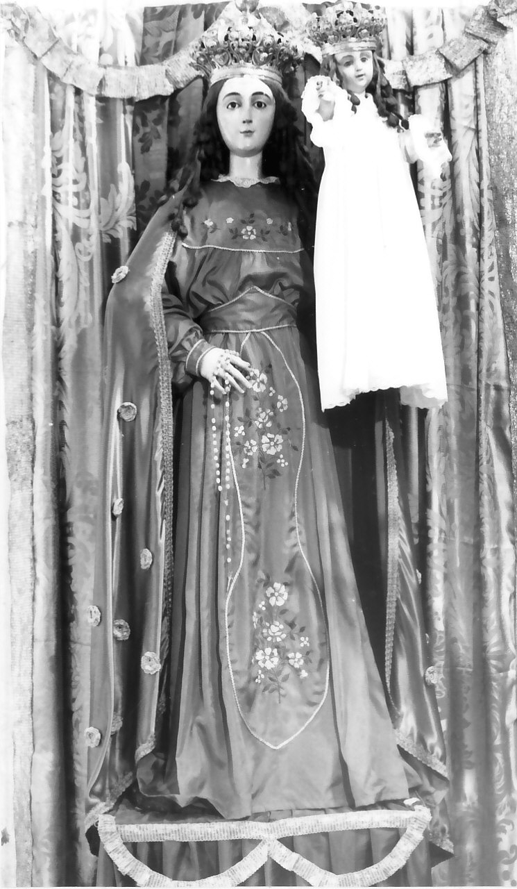 Madonna del Rosario (statua, opera isolata) - bottega Italia meridionale (sec. XIX)