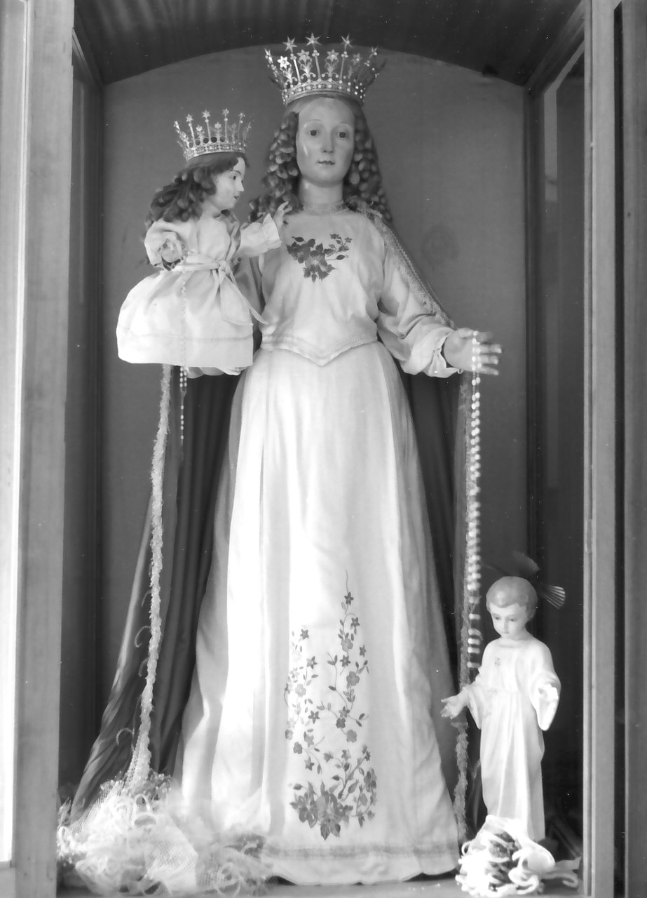 Madonna con Bambino (manichino, opera isolata) - bottega Italia meridionale (prima metà sec. XIX)