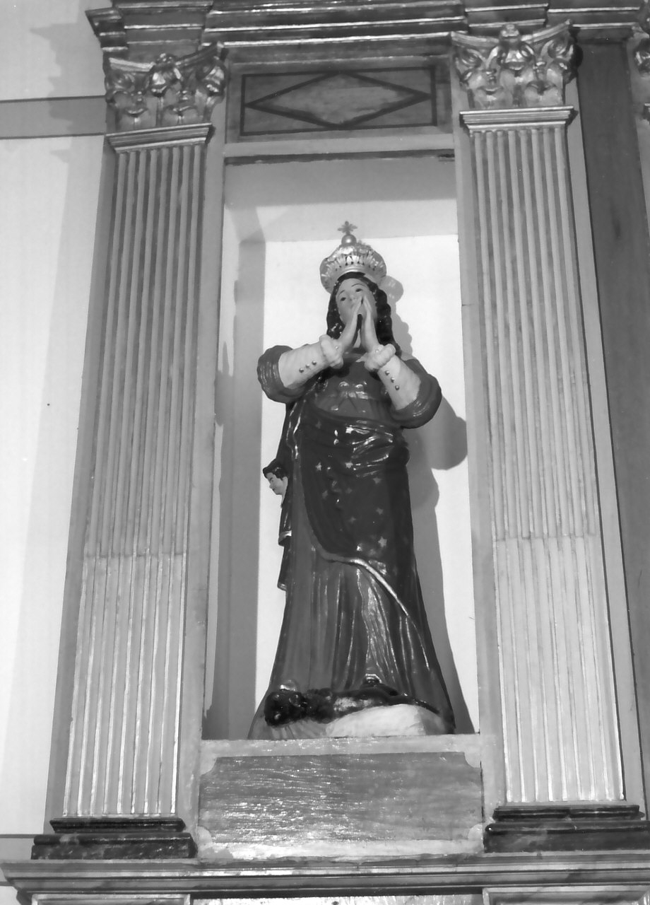 Madonna (statua, opera isolata) - bottega Italia meridionale (prima metà sec. XIX)