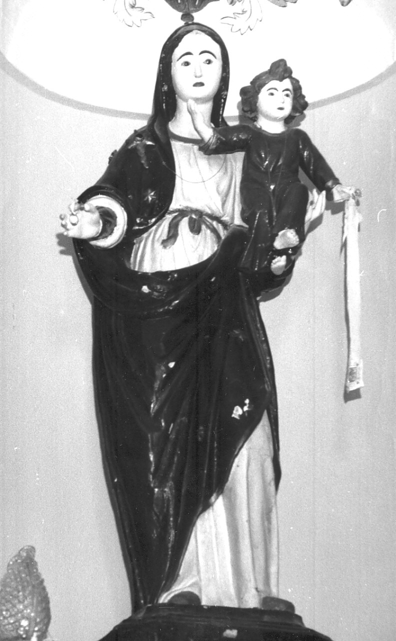 Madonna del Carmine, Madonna con Bambino (statua) - bottega Italia meridionale (prima metà sec. XVIII)