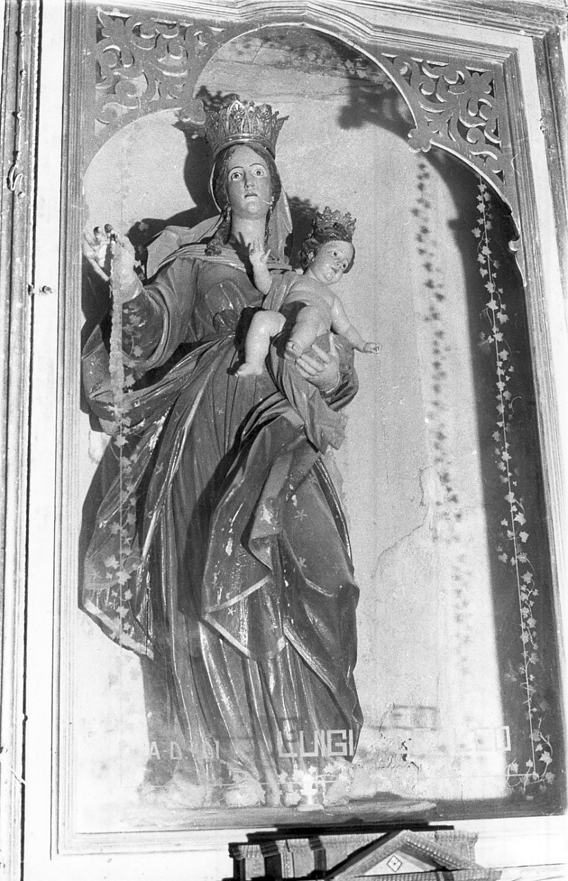 Madonna del Rosario (statua) - bottega Italia meridionale (fine/inizio secc. XVII/ XVIII)