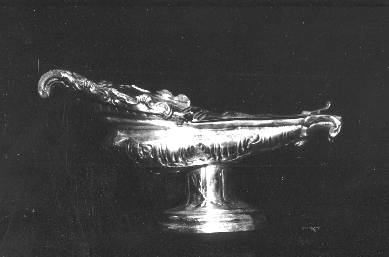 navicella portaincenso - bottega napoletana (seconda metà sec. XVIII)