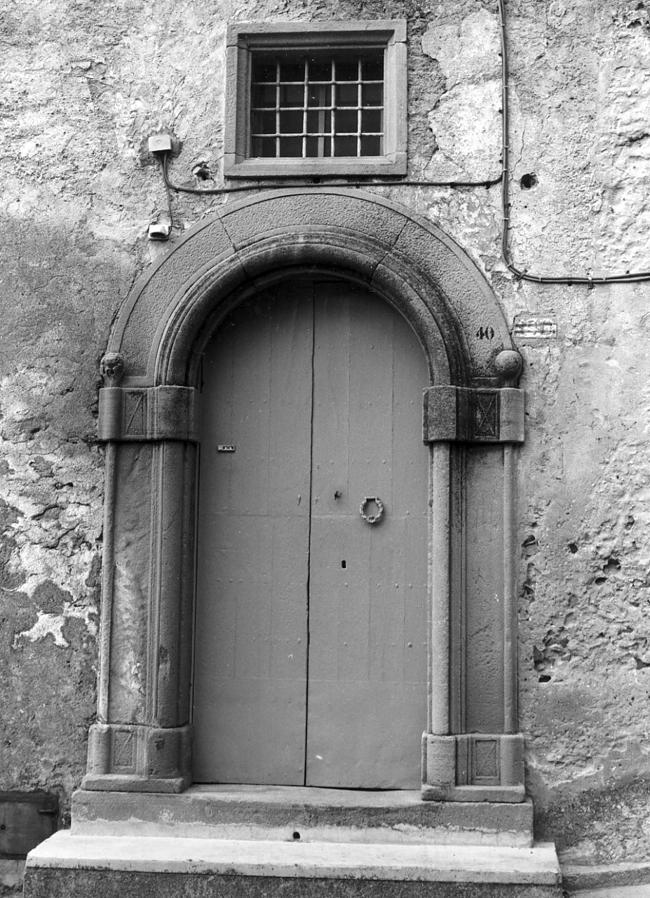 portale - ad arco, opera isolata - bottega calabrese (sec. XIX)