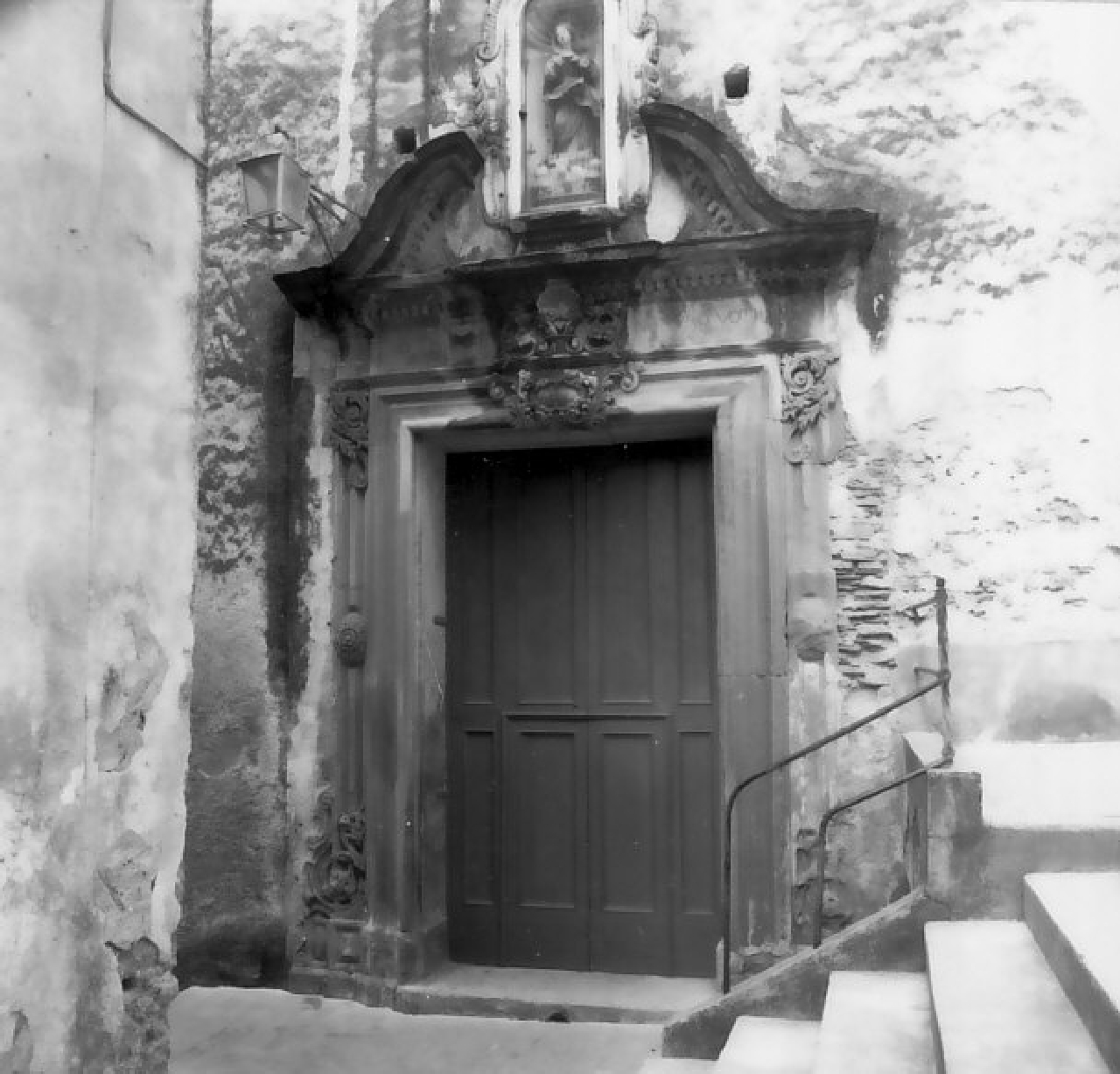 portale, opera isolata - bottega napoletana (sec. XVIII)