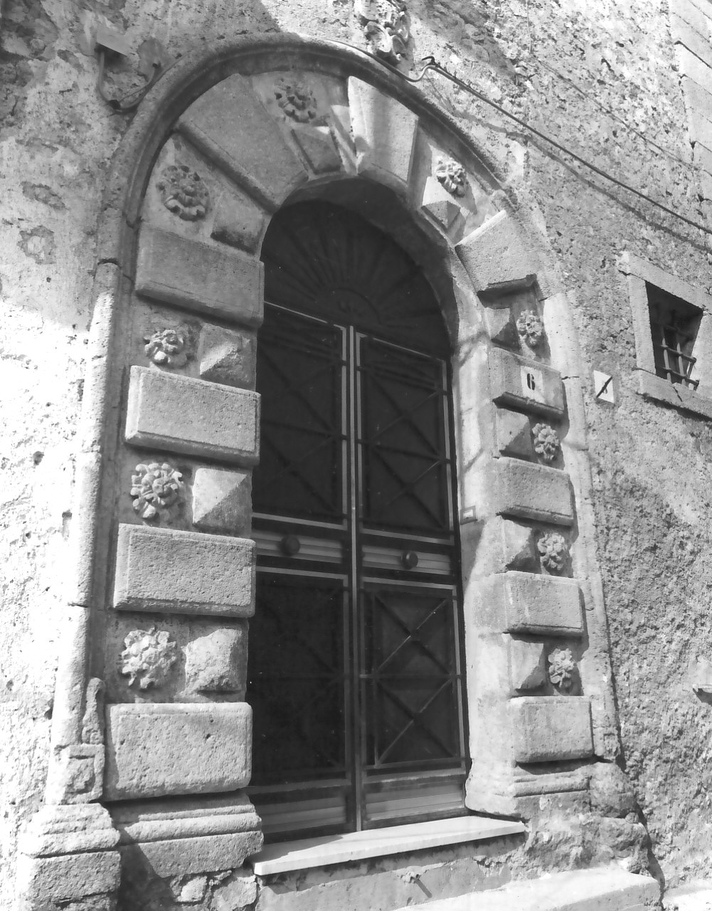 portale - bottega calabrese (sec. XIX)