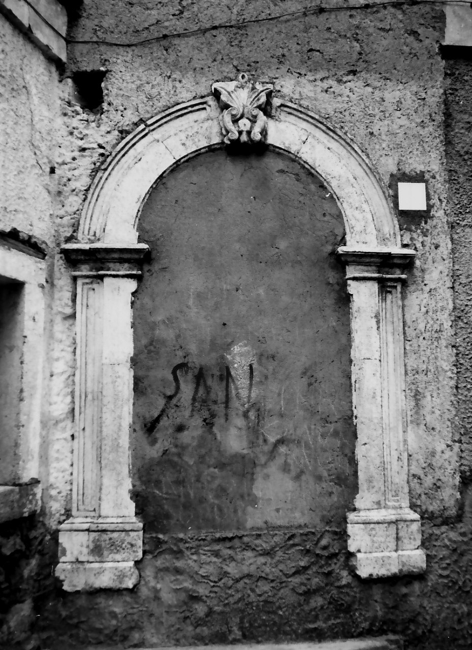 portale - bottega calabrese (sec. XIX)