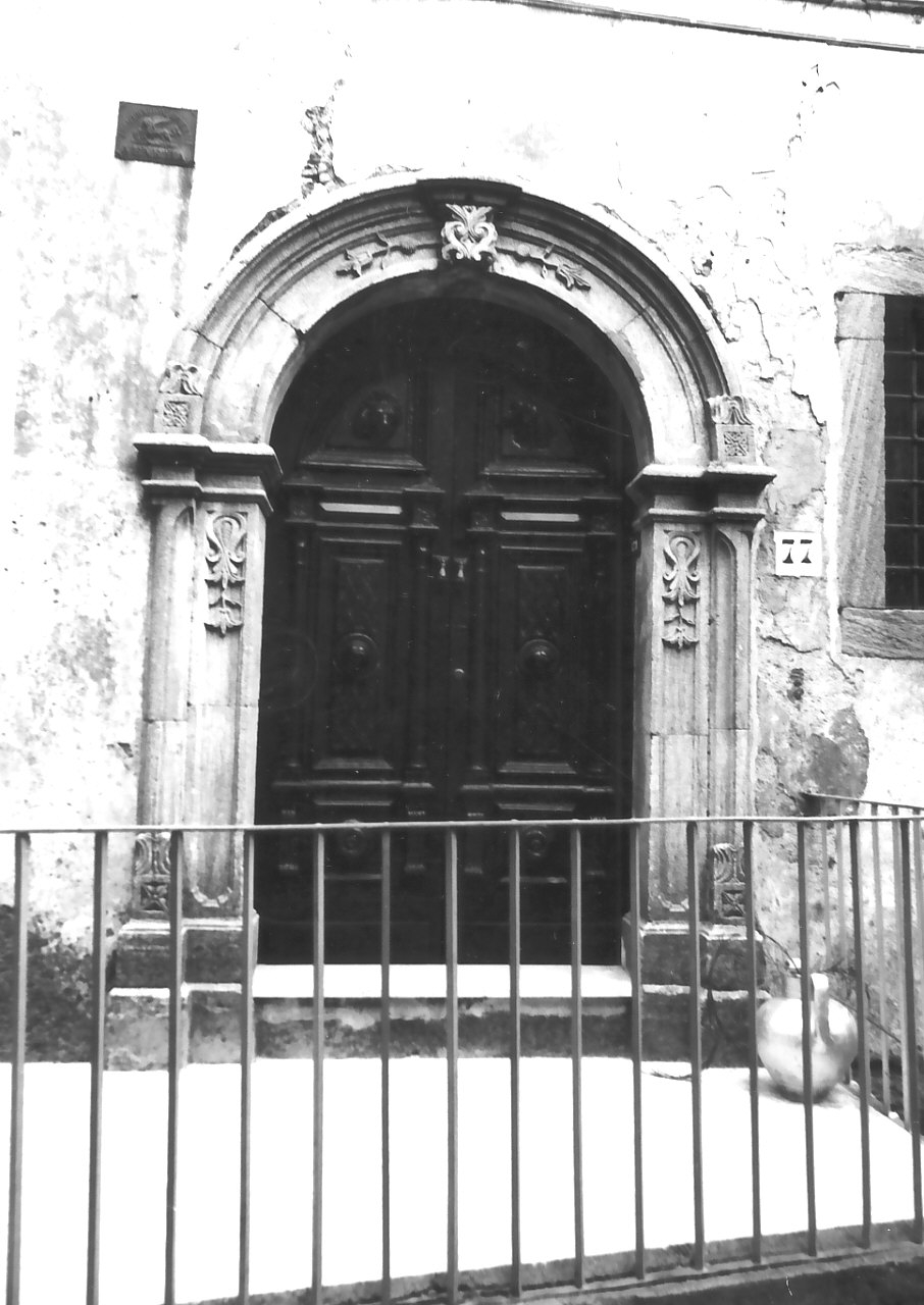 portale - bottega calabrese (sec. XIX)