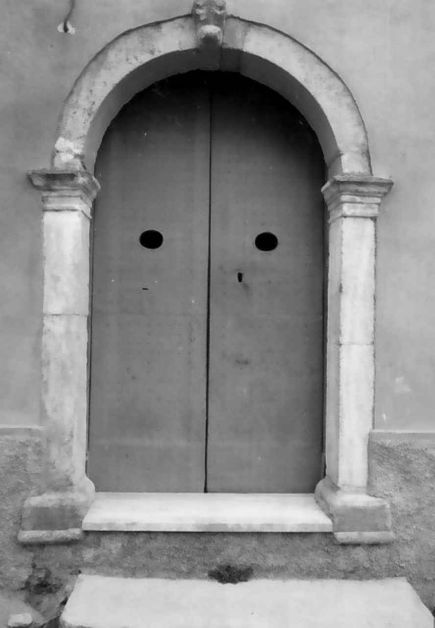portale - bottega calabrese (sec. XIX)