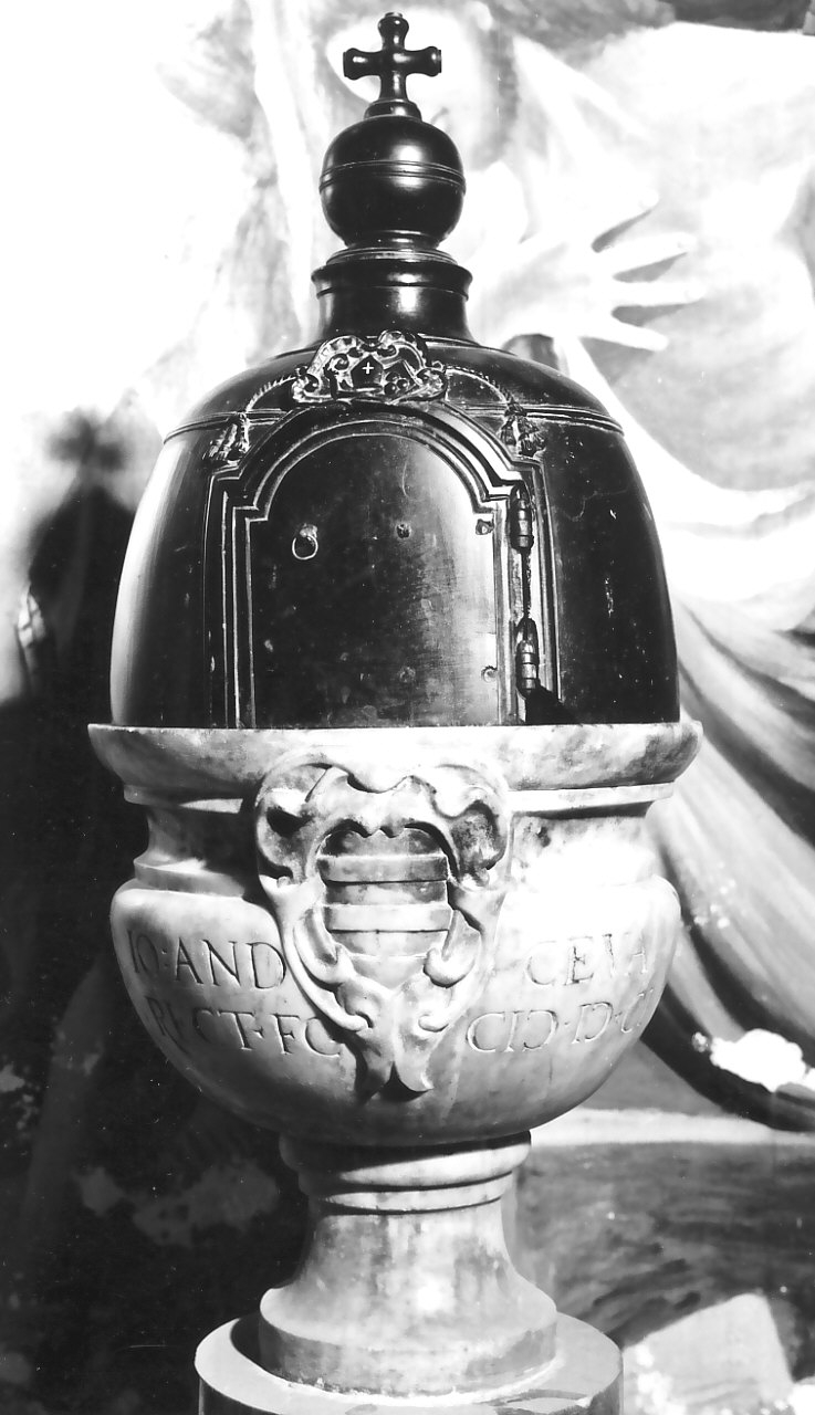 fonte battesimale - bottega Italia meridionale (sec. XVII)