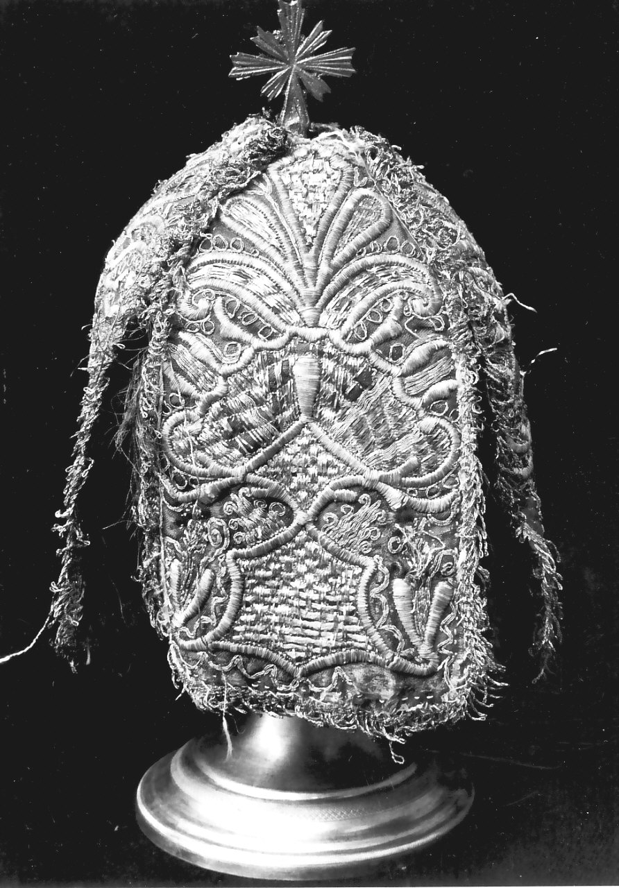 conopeo di pisside - manifattura Italia meridionale (sec. XVIII)