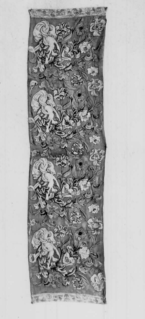 paliotto, frammento - ambito Italia meridionale (sec. XVIII)