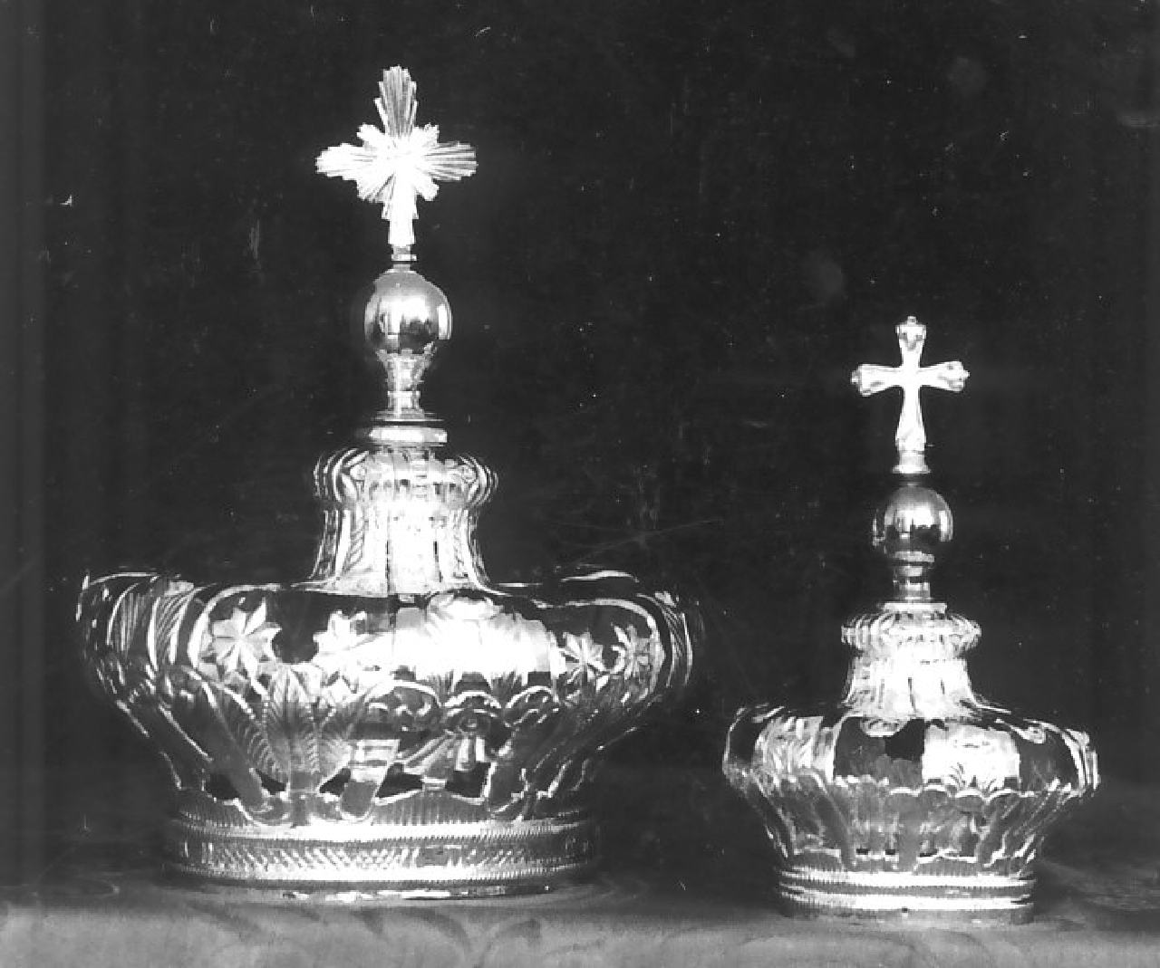 corona da statua, coppia - bottega napoletana (prima metà sec. XIX)