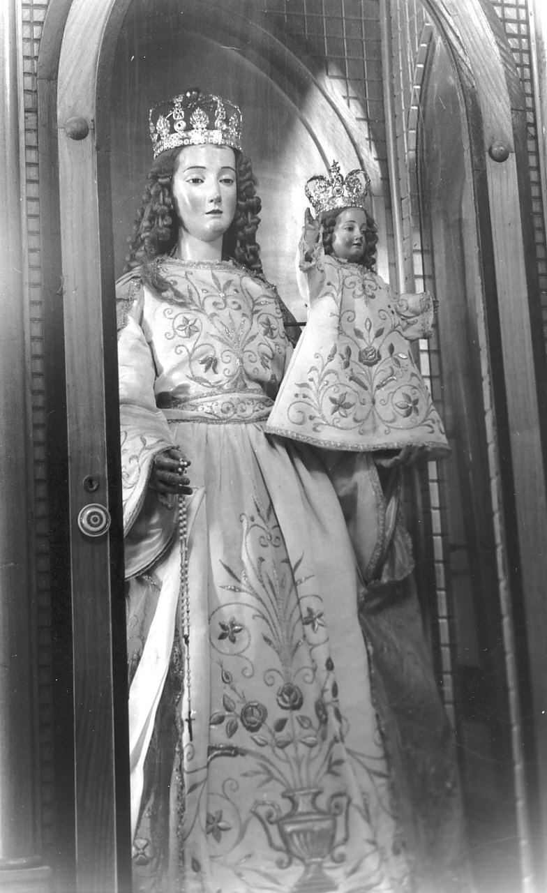 Madonna del Rosario (manichino, opera isolata) - bottega Italia meridionale (seconda metà sec. XIX)