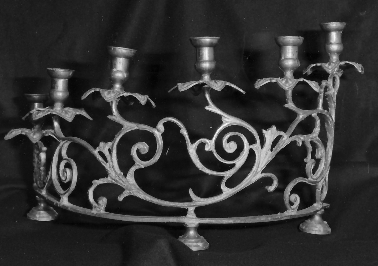 candelabro, serie - bottega Italia meridionale (sec. XIX)