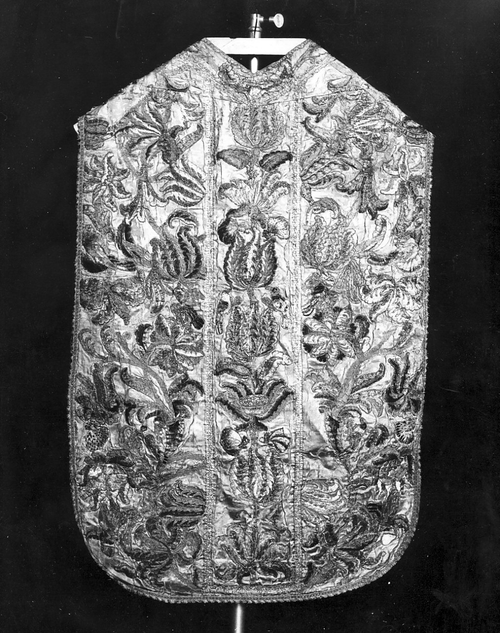 paramento liturgico, serie - manifattura calabrese (sec. XVIII)