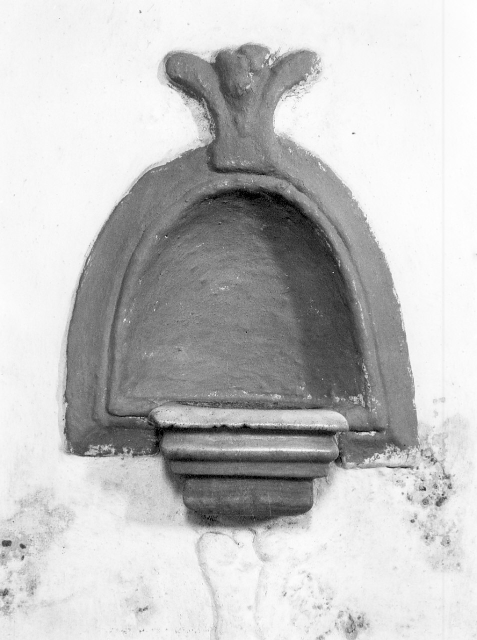 acquasantiera da parete - bottega calabrese (metà sec. XVIII)