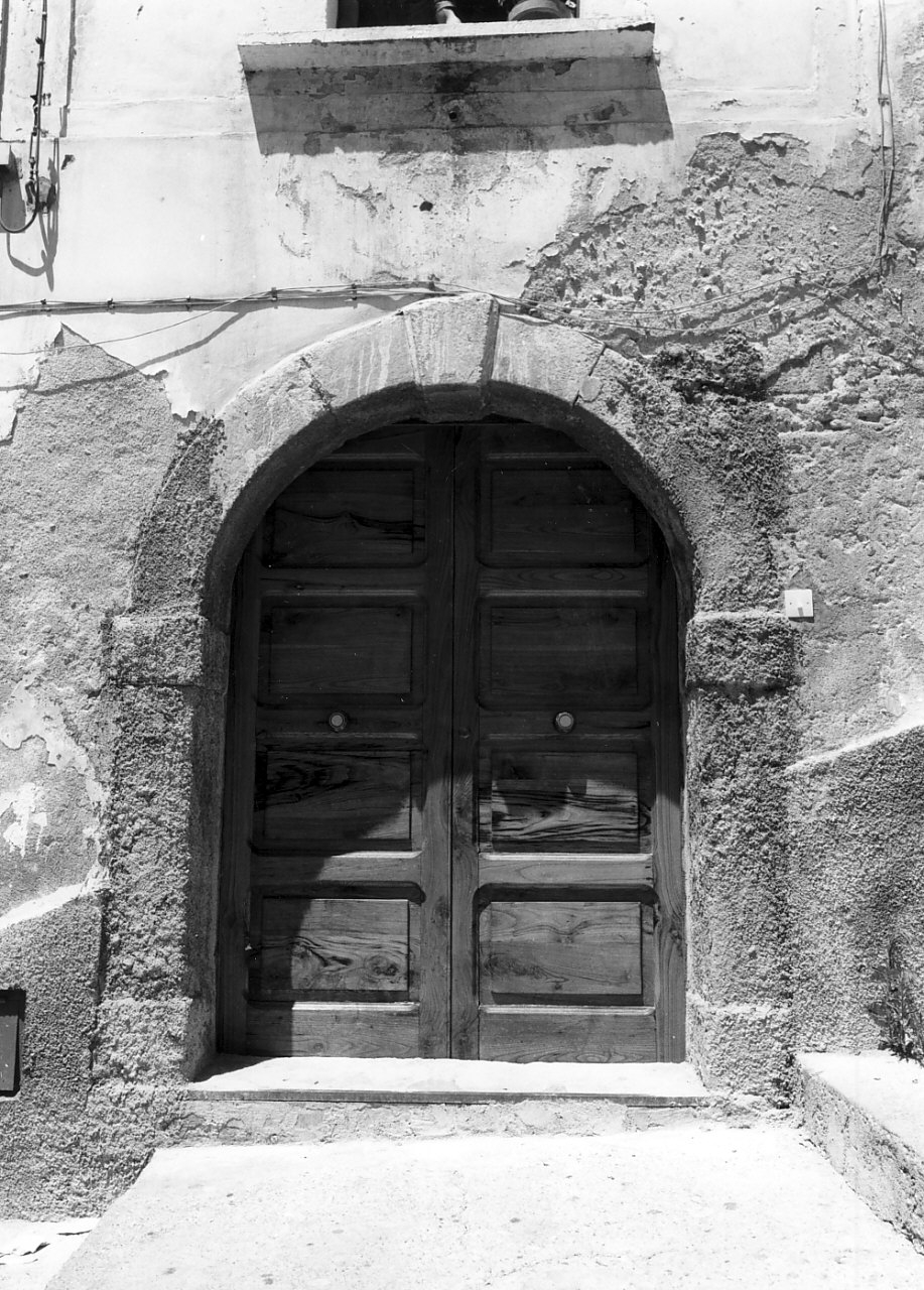 portale - bottega calabrese (fine sec. XIX)