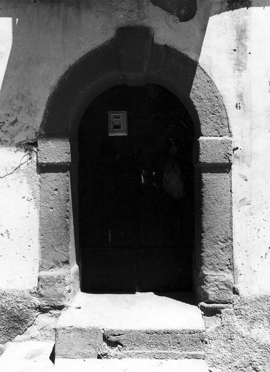 portale - bottega calabrese (fine sec. XIX)