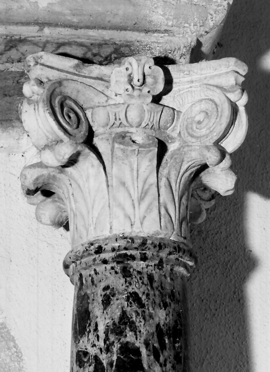 capitello - bottega calabrese (sec. XVI)
