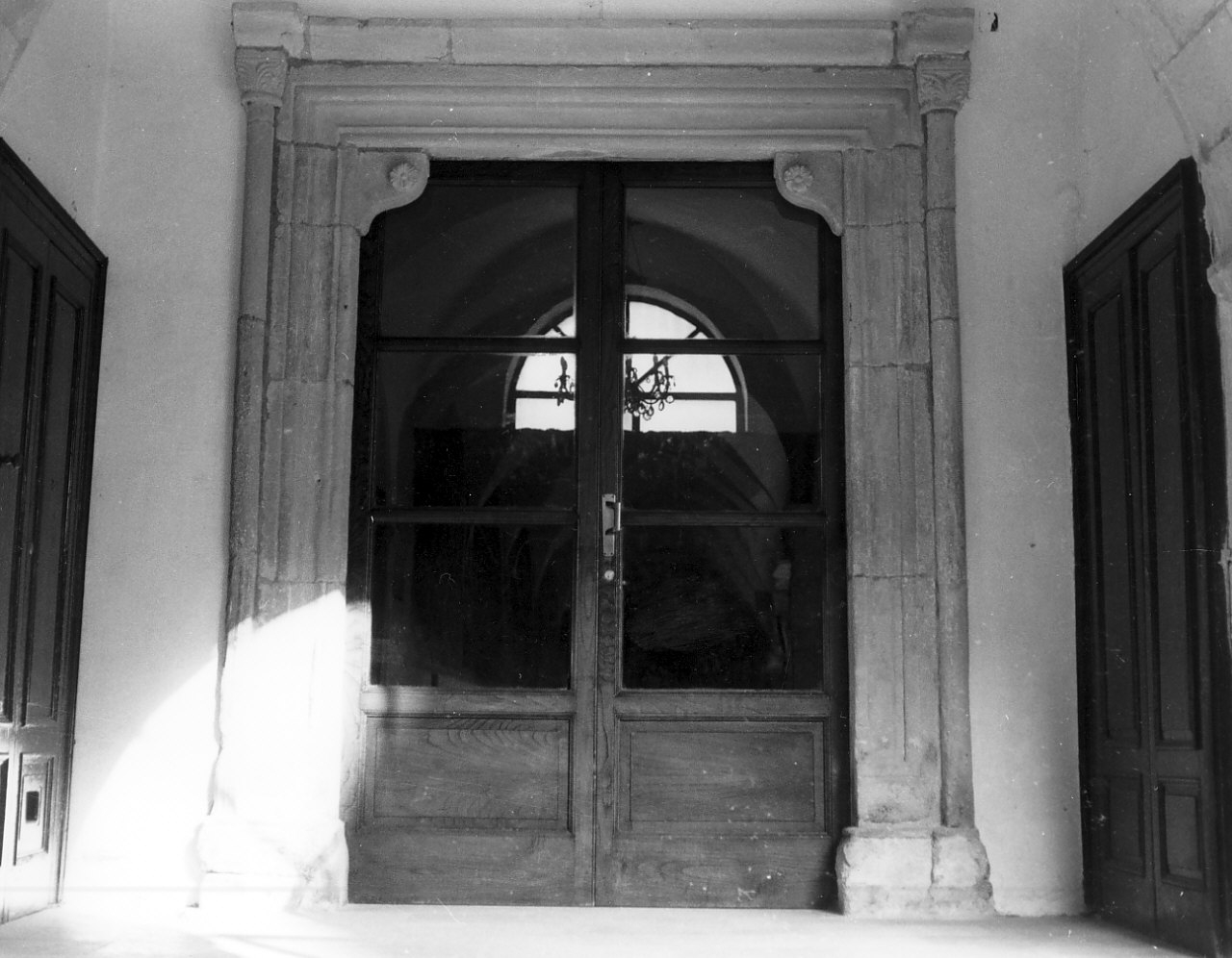 portale - bottega calabrese (sec. XVI)