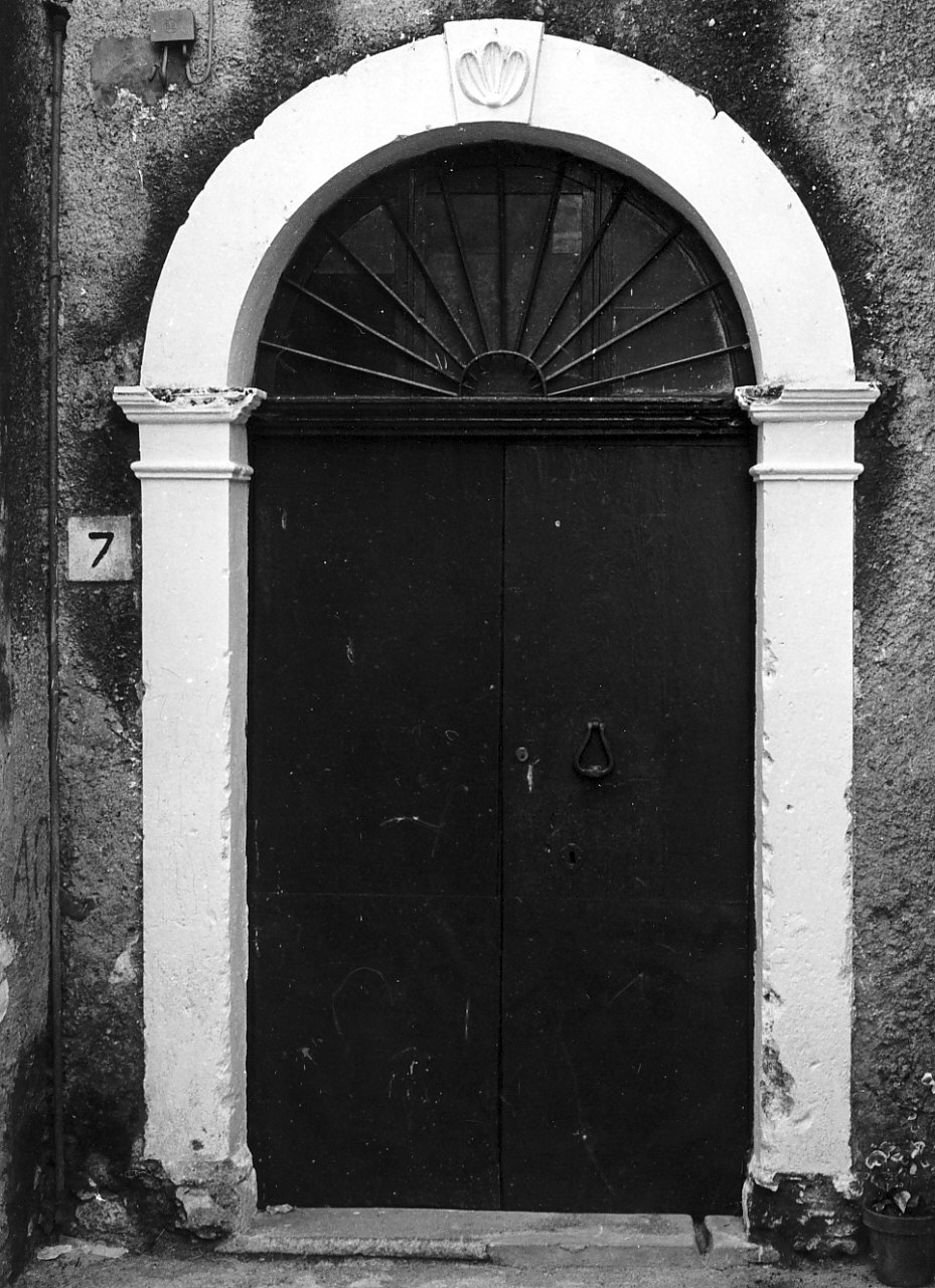 portale, opera isolata - bottega calabrese (sec. XIX)