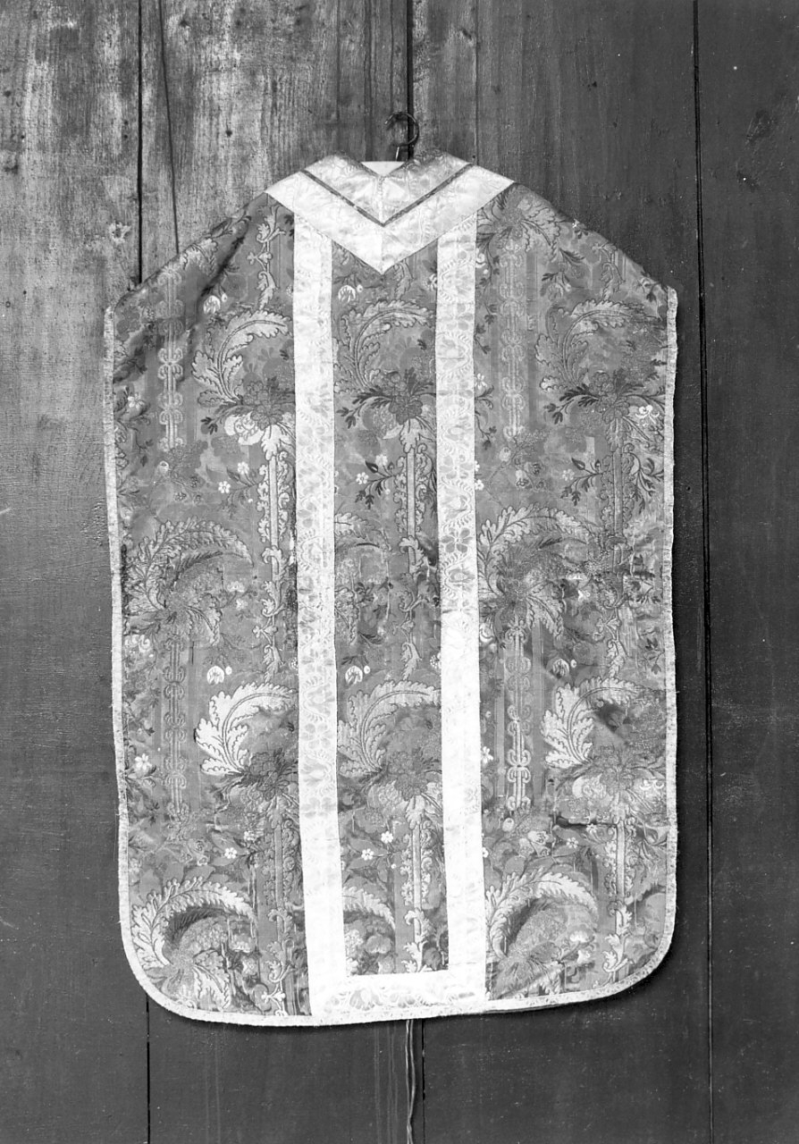 paramento liturgico, serie - manifattura calabrese (inizio sec. XIX)