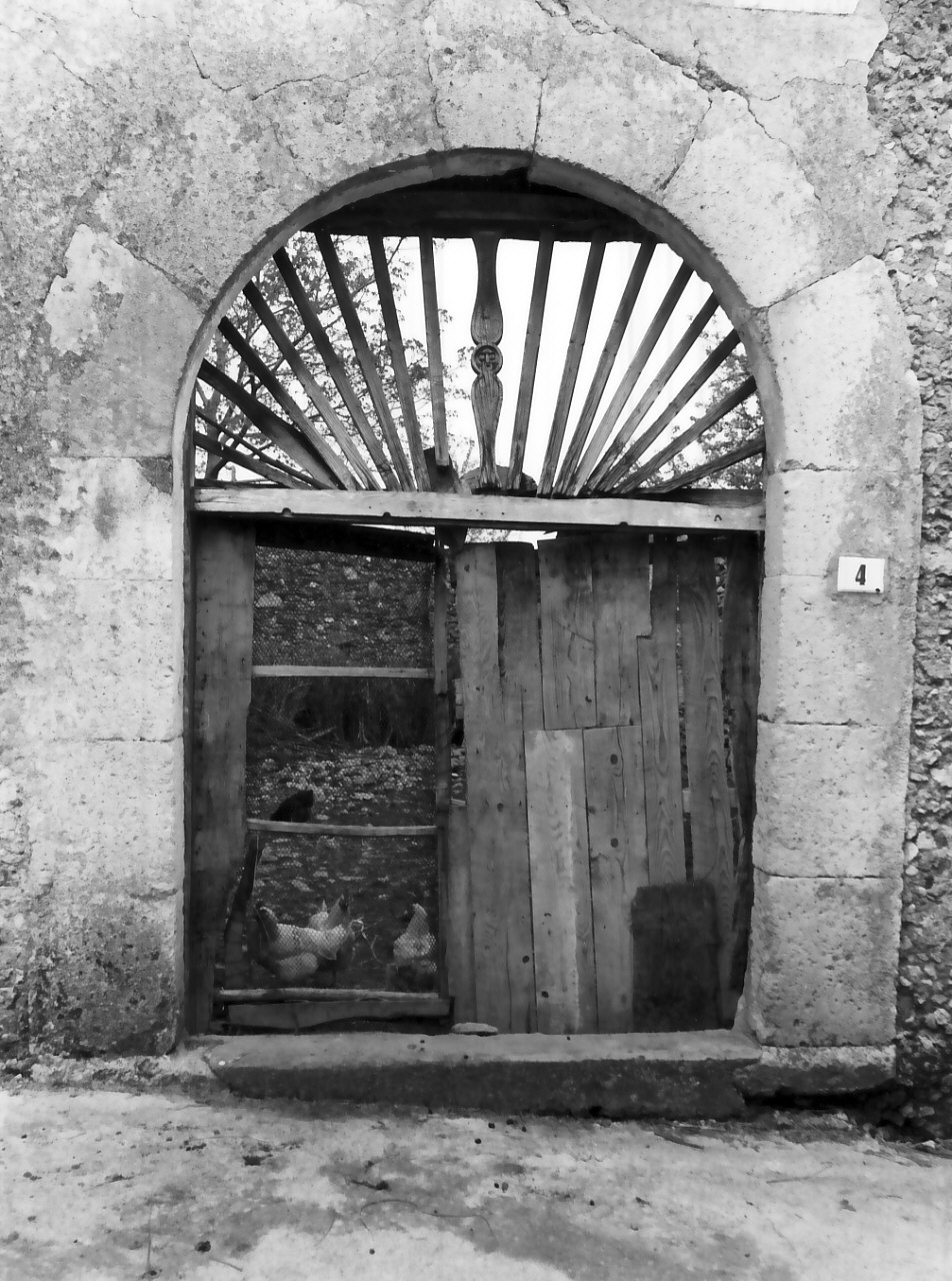 portale, opera isolata - bottega calabrese (sec. XIX)