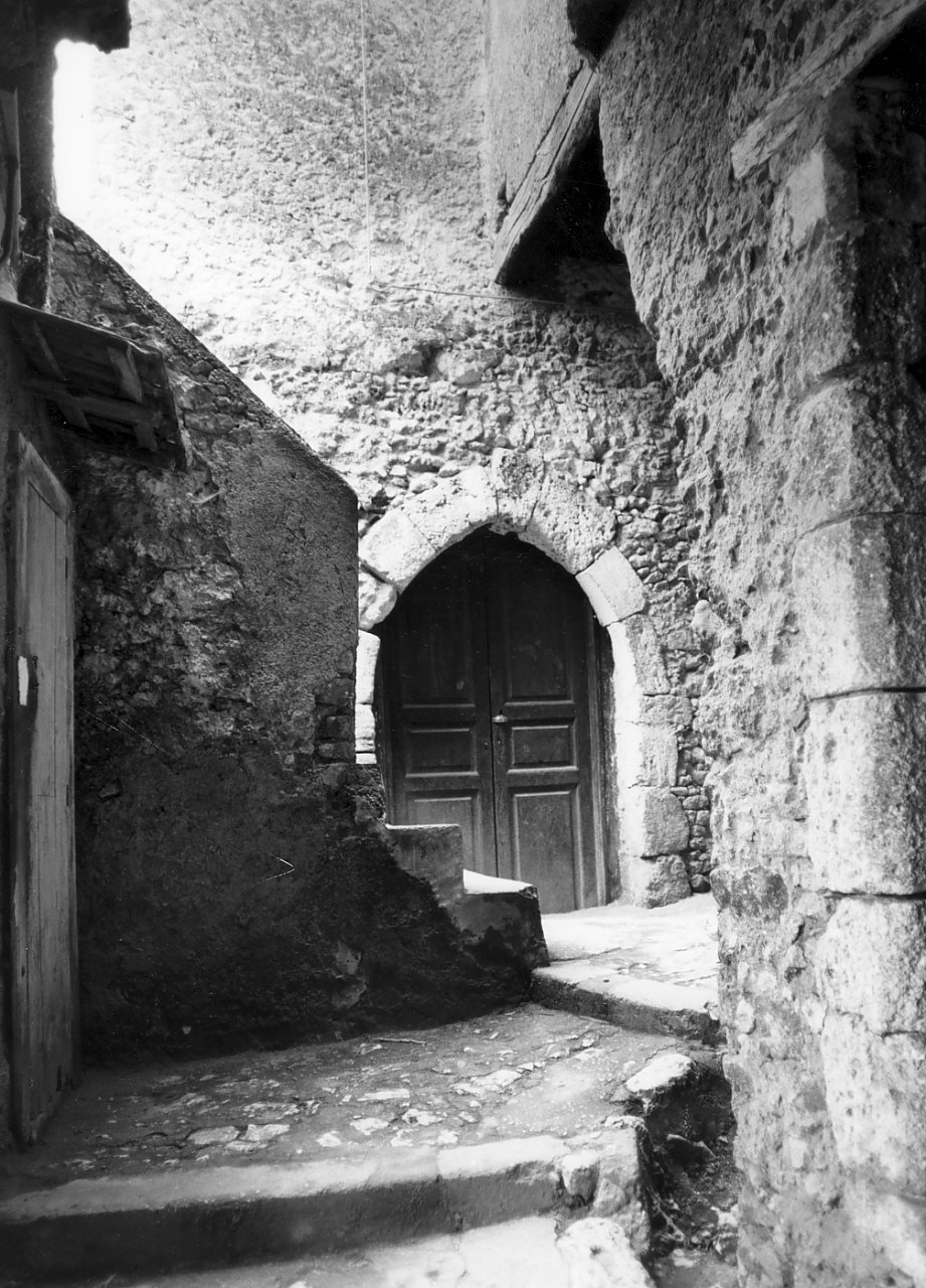 portale, opera isolata - bottega calabrese (sec. XIX)