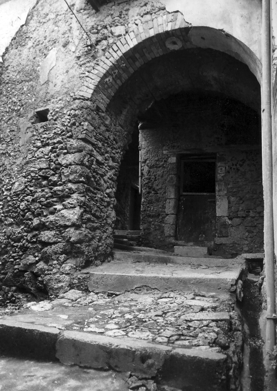 arco, opera isolata - bottega calabrese (sec. XIX)