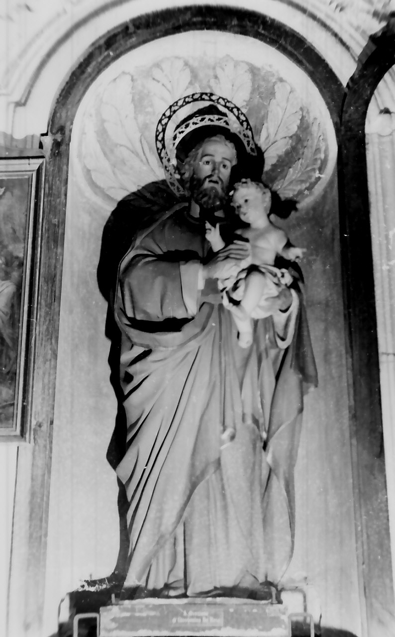 San Giuseppe e Gesù Bambino (statua) di Guacci Luigi (prima metà sec. XX)