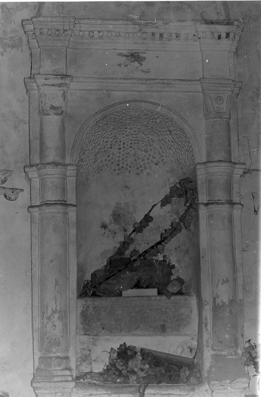 lavabo - a parete, opera isolata - bottega calabrese (fine/inizio secc. XVII/ XVIII)