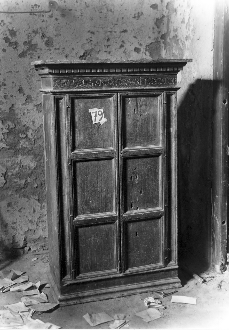 mobile da sacrestia, opera isolata - bottega calabrese (fine/inizio secc. XVIII/ XIX)