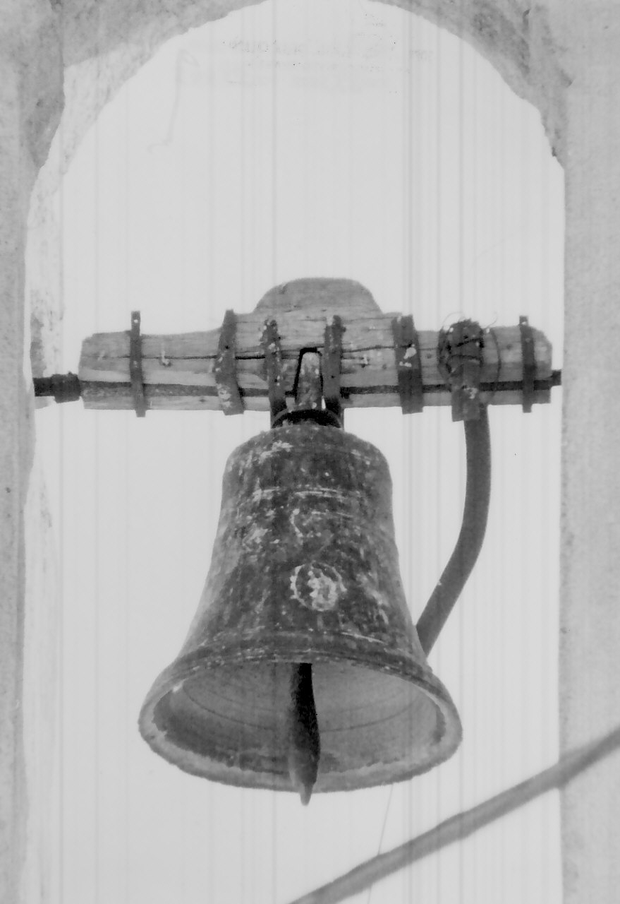 campana, opera isolata - bottega Italia meridionale (sec. XVI)