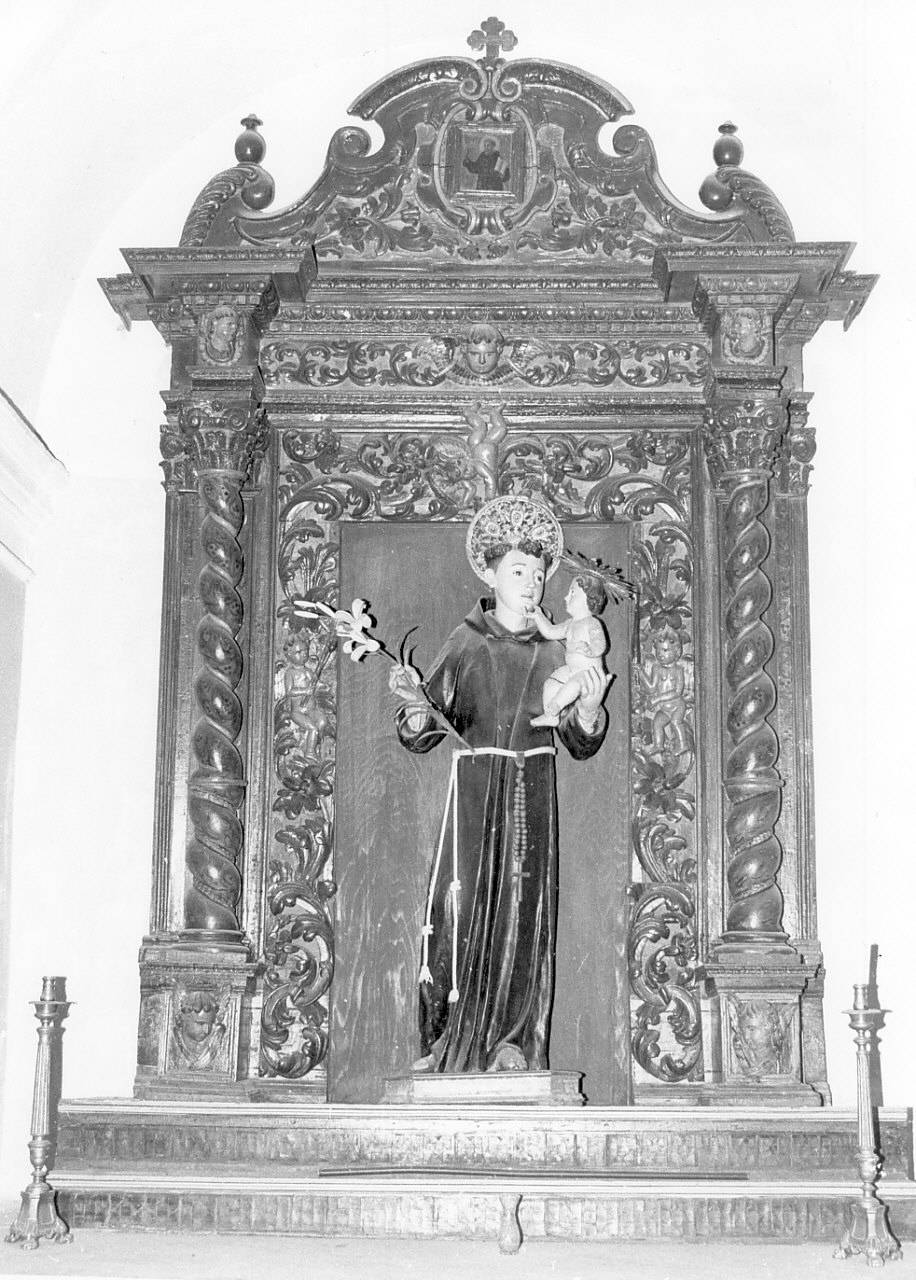 altare, insieme - bottega Italia meridionale (inizio sec. XVIII)