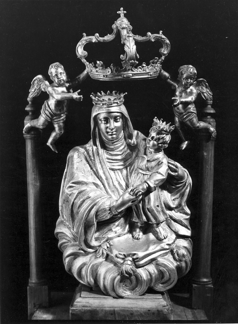 Madonna con Bambino e angeli reggicorona (gruppo scultoreo, opera isolata) - bottega Italia meridionale (sec. XVIII)