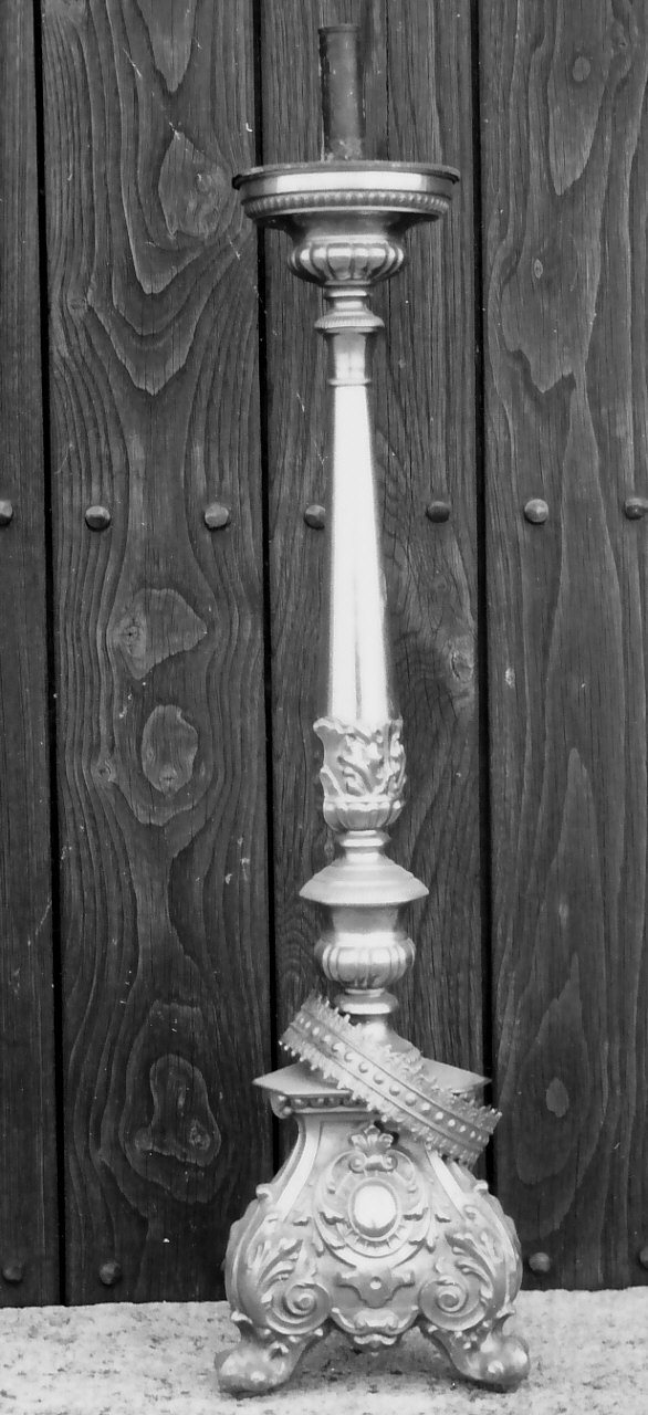 candeliere d'altare, serie - bottega Italia meridionale (metà sec. XIX)