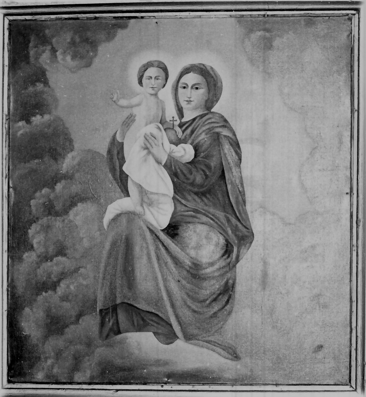 Madonna in gloria (dipinto, opera isolata) di Intrieri (sec. XX)
