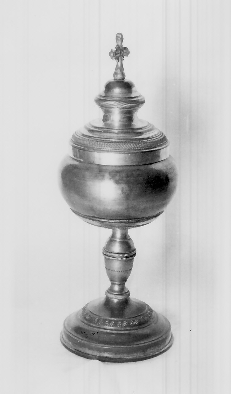 pisside, opera isolata - bottega Italia meridionale (seconda metà sec. XIX)