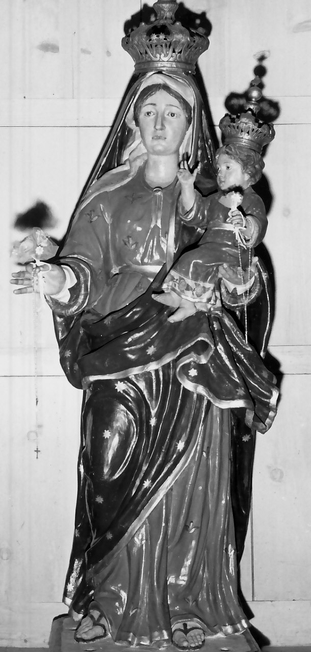 Madonna con Bambino (gruppo scultoreo, opera isolata) - bottega Italia meridionale (fine sec. XVIII)