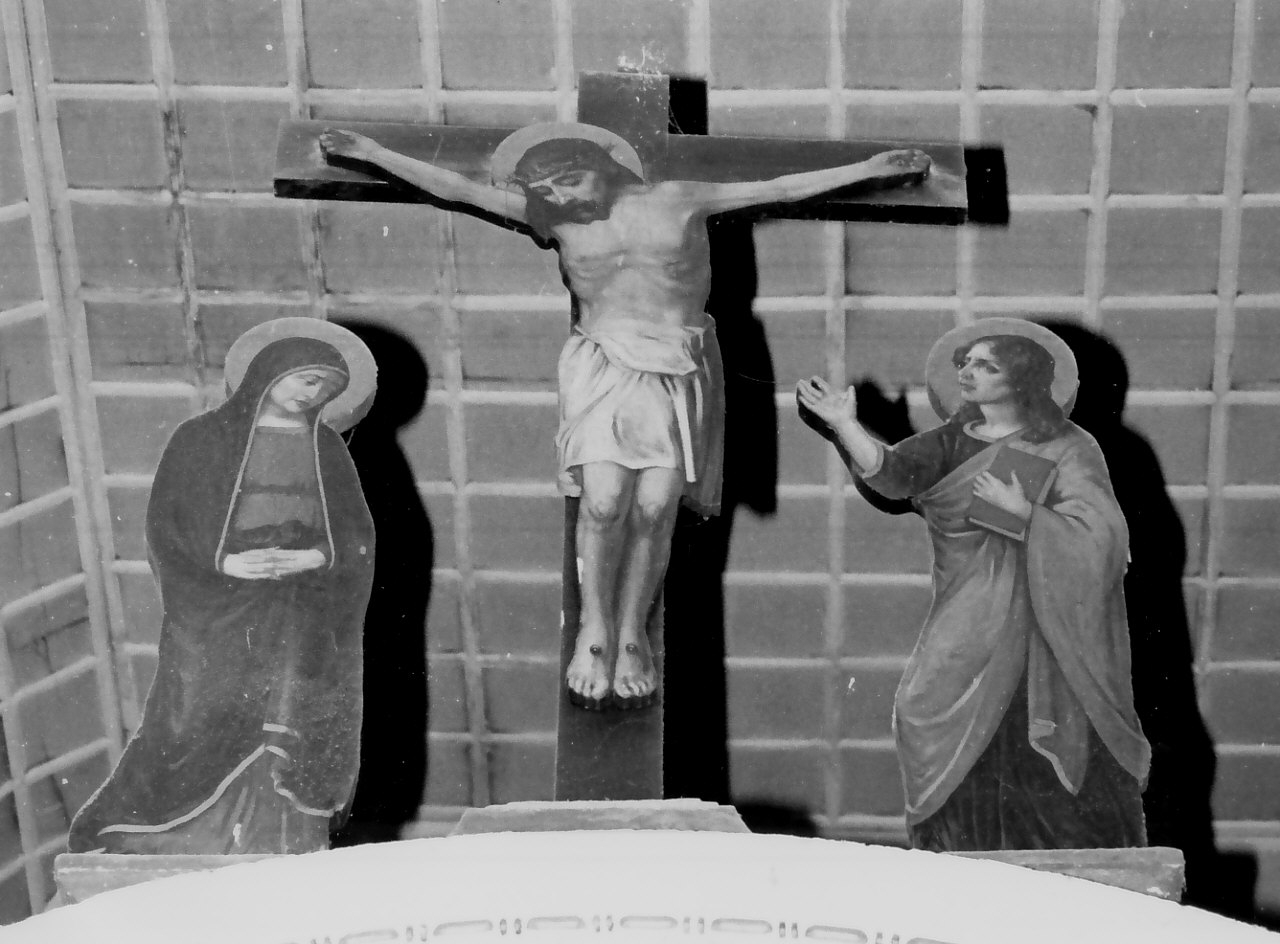 crocifissione (gruppo scultoreo, elemento d'insieme) di Morelli Domenico (fine sec. XIX)