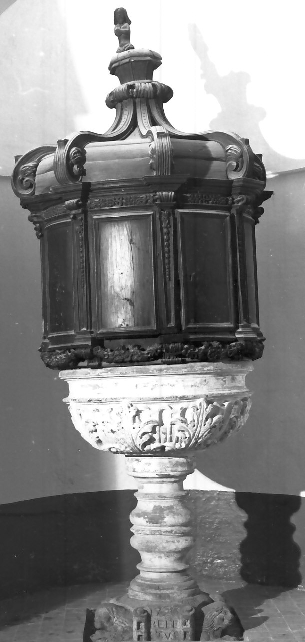 fonte battesimale, opera isolata - bottega calabrese (sec. XVIII)