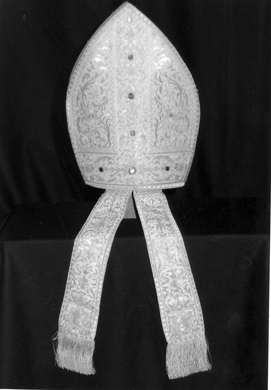 mitria, opera isolata - manifattura Italia meridionale (fine/inizio secc. XVIII/ XIX)