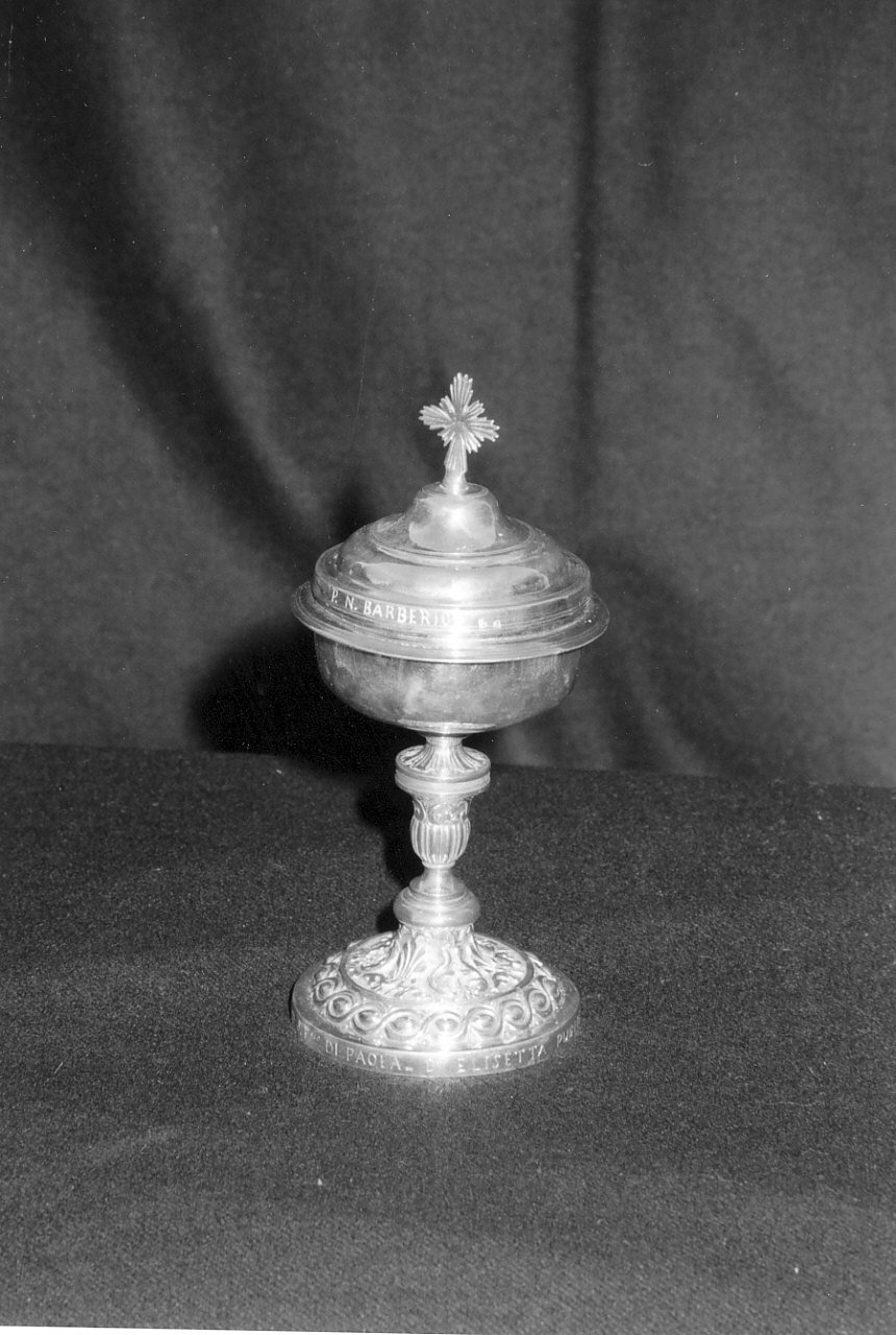 pisside, opera isolata - bottega Italia meridionale (fine sec. XVIII)